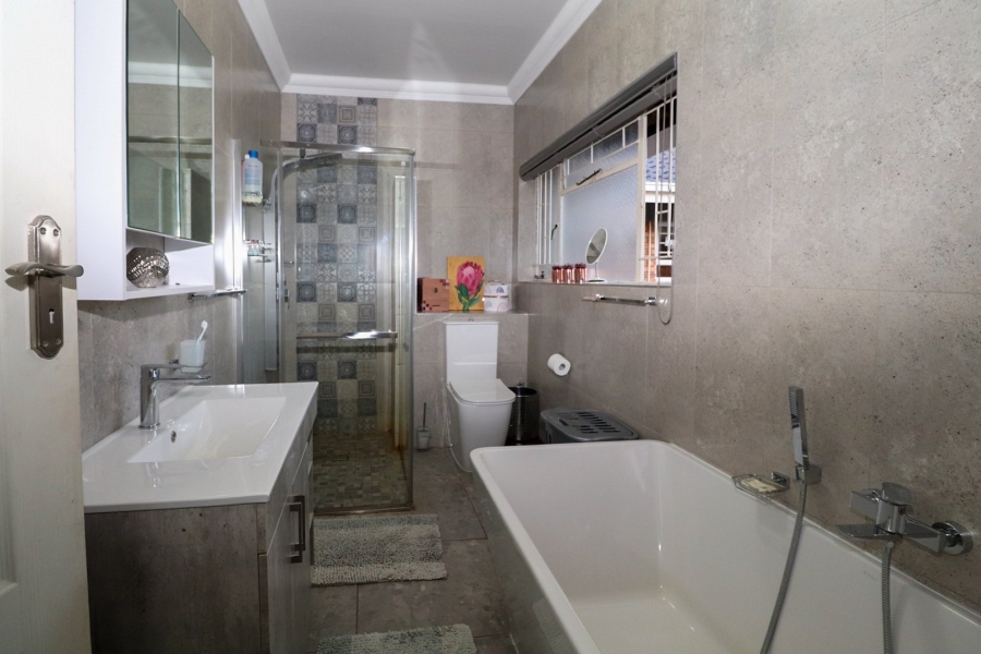3 Bedroom Property for Sale in Doringkruin North West